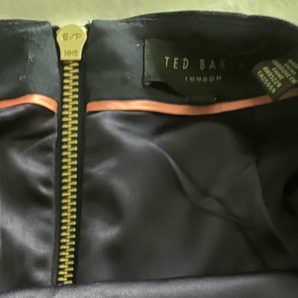 Ted Baker Navy blue skirt biscrepe with front drape - Picture 7 of 8